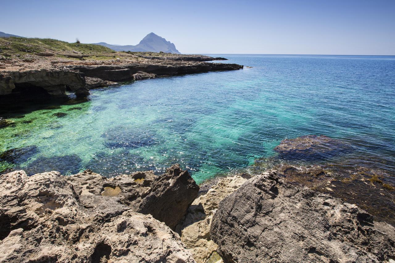 Готель Cala Di Ponente Кастеллуццо Екстер'єр фото
